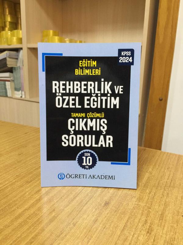 2024 KPSS Eğitim Bilimleri Rehberlik ve Özel Eğitim Tamamı Çözümlü Çıkmış Sorular (Roman Boy) Öğreti Akademi