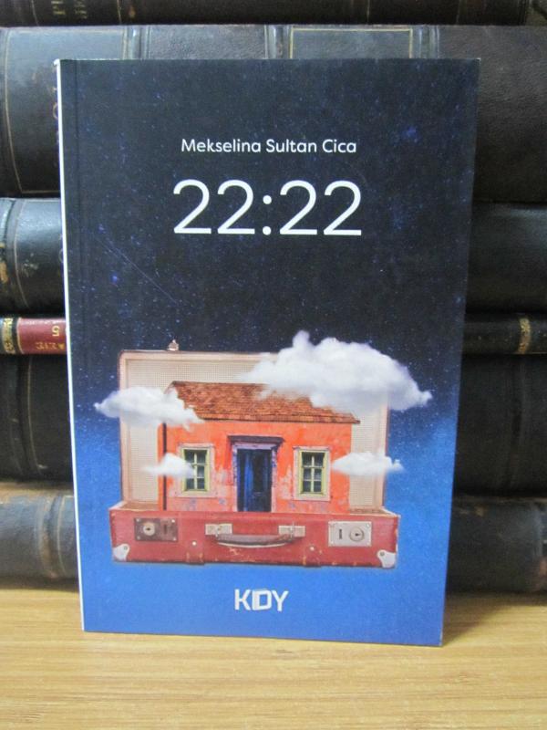 22:22 - Mekselina Sultan Cica