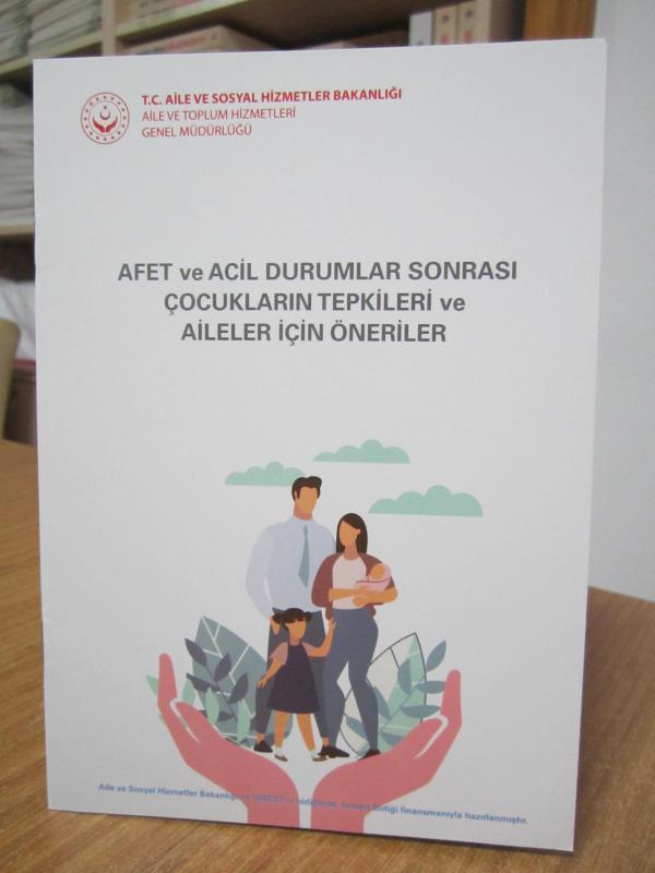 Afet ve Acil Durumlar Sonrası Çocukların Tepkileri ve Aileler için Öneriler - T.C. Aile ve Sosyal Hizmetler Bakanlığı Aile ve Toplum Hizmetleri
