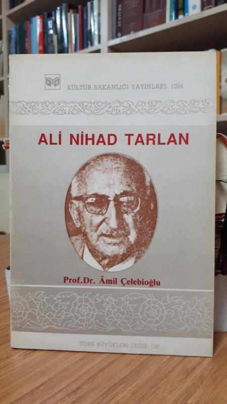 Ali Nihad Tarlan