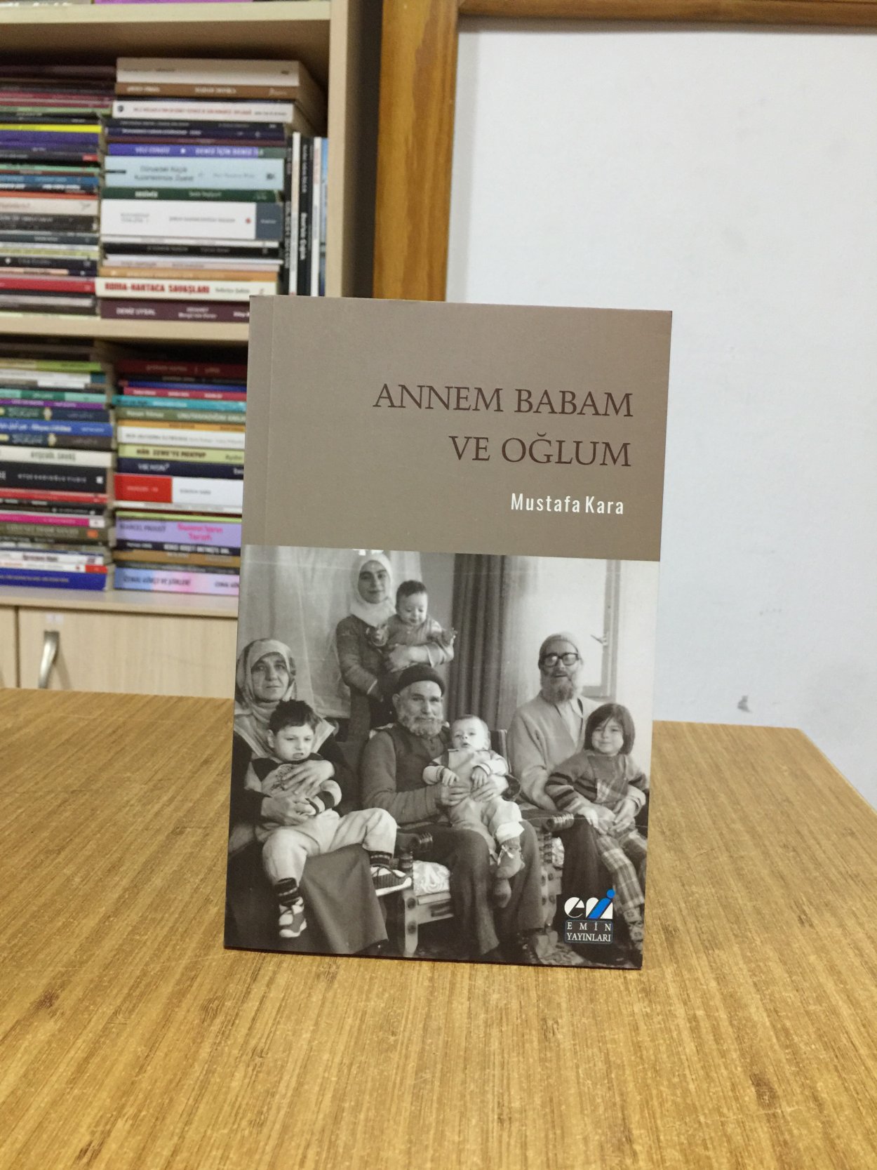 Annem Babam ve Oğlum - Mustafa Kara