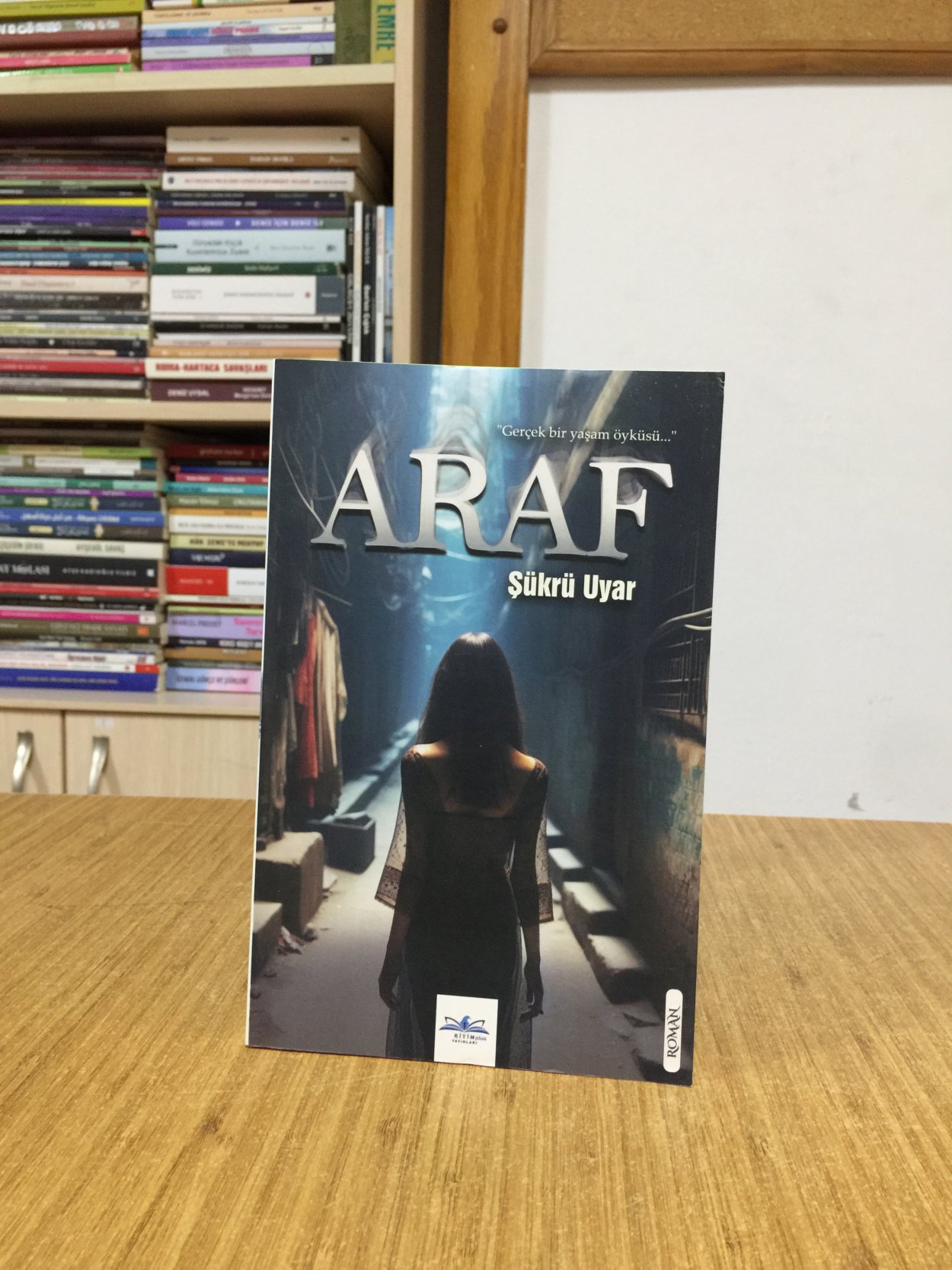 Araf - Şükrü Uyar