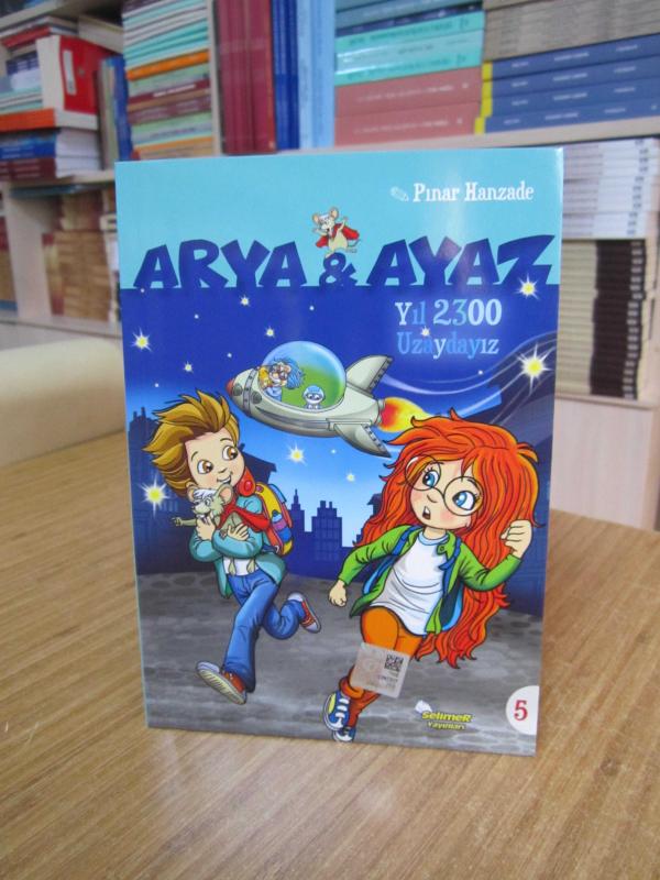 Arya ve Ayaz / Yıl 2300 Uzaydayız