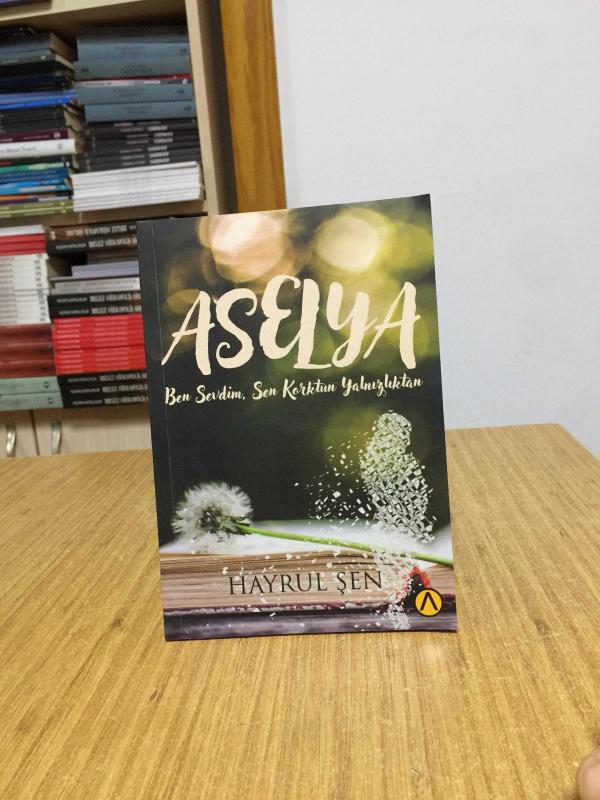 ASELYA Ben Sevdim Sen Korktun Yalnızlıktan - Hayrul Şen