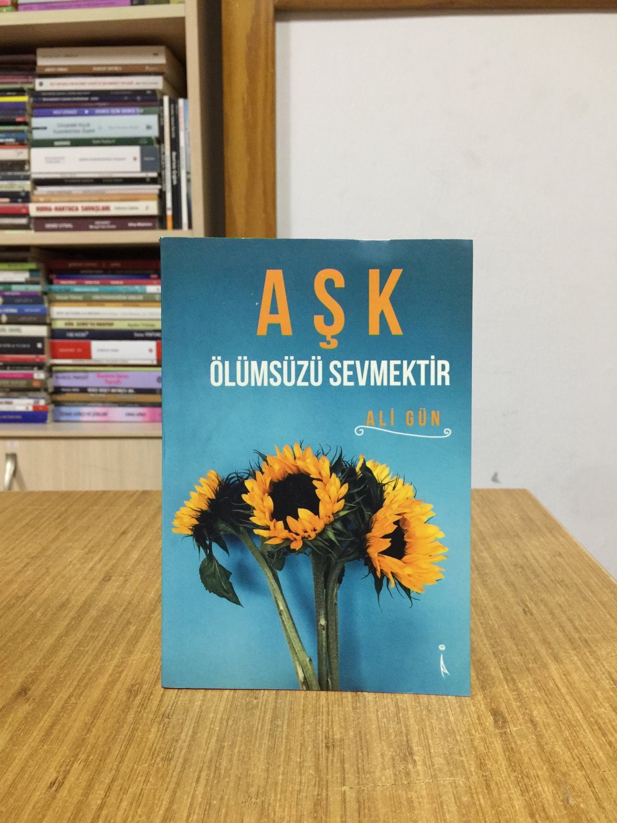 Aşk Ölümsüzü Sevmektir - Ali Gün