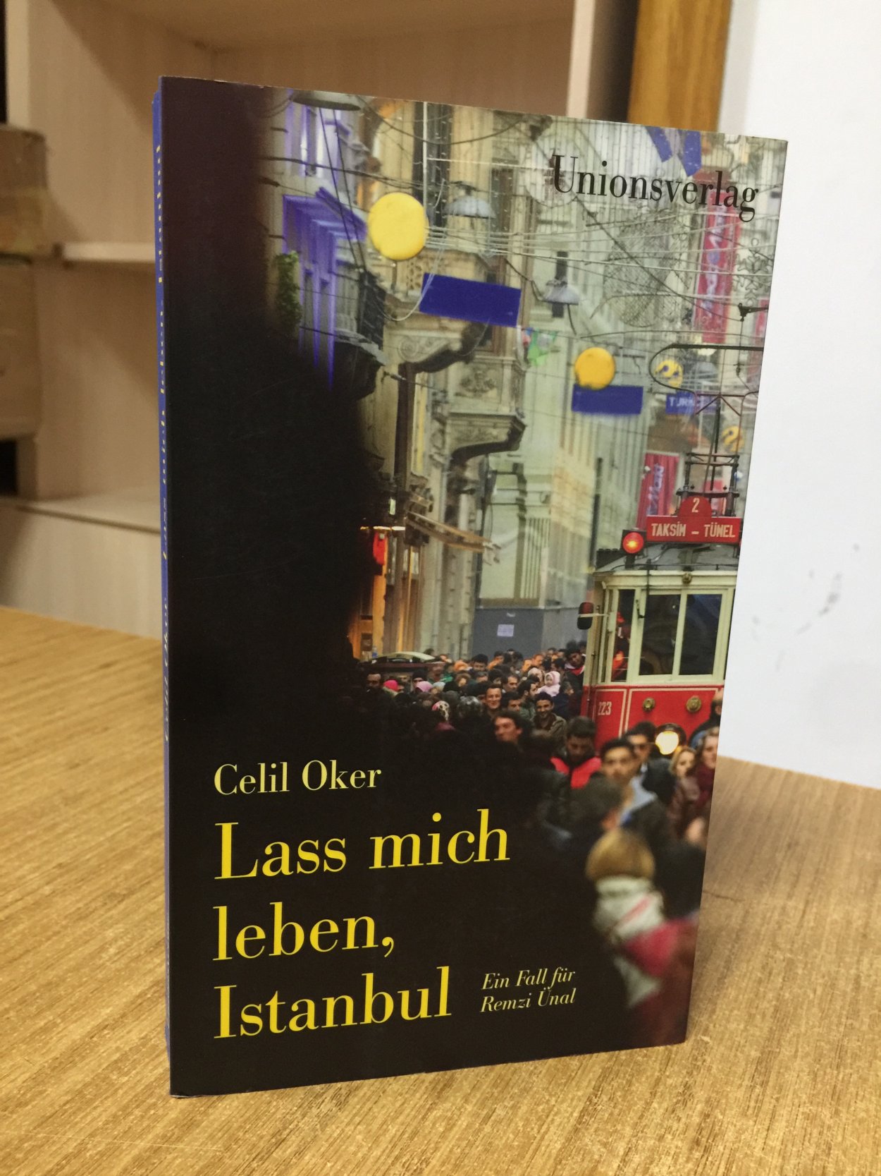 Ateş Etme İstanbul - Celil Oker (Almanca / İsviçre)