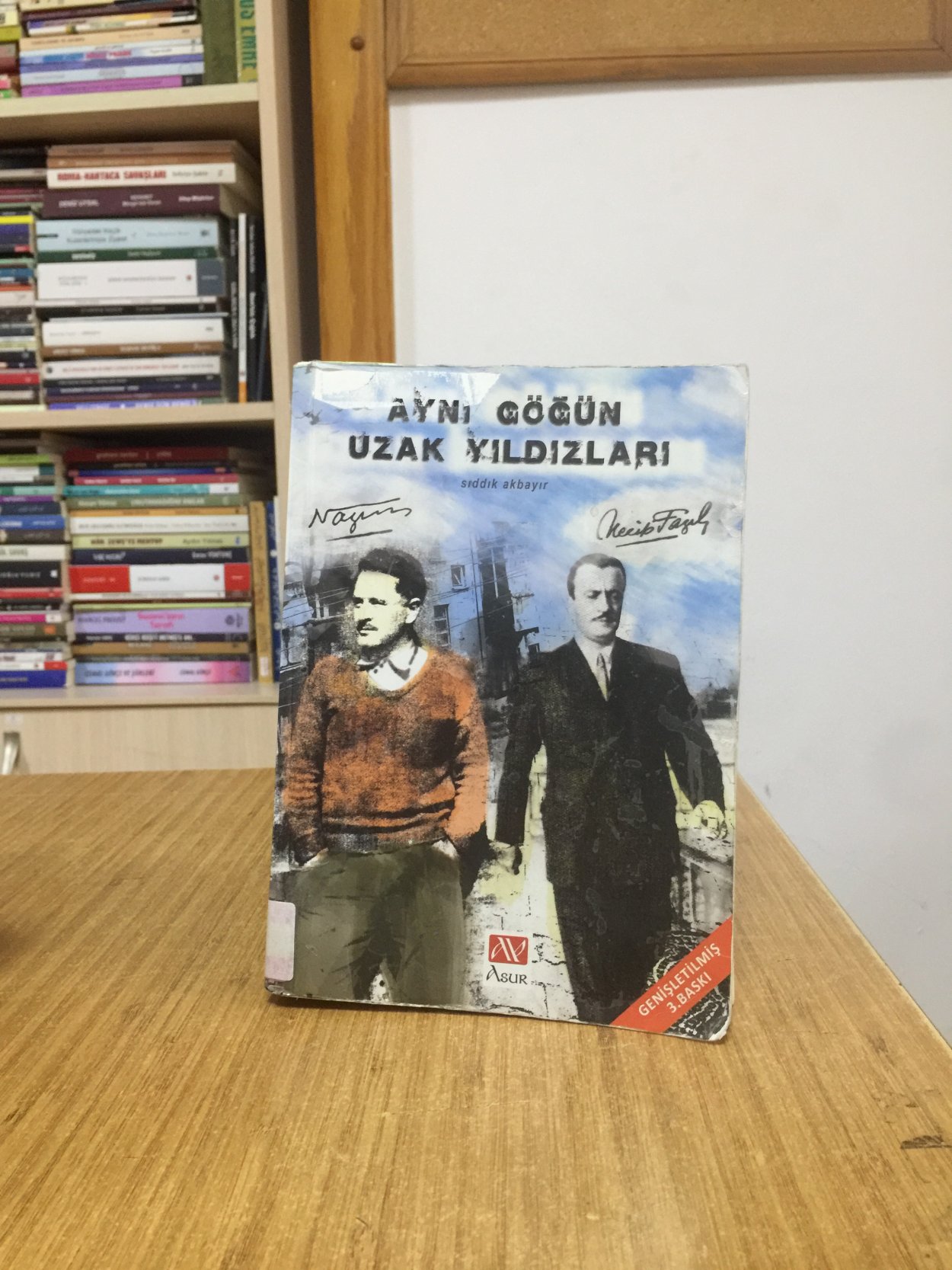 Aynı Göğün Uzak Yıldızları Nazım Hikmet - Necip Fazıl