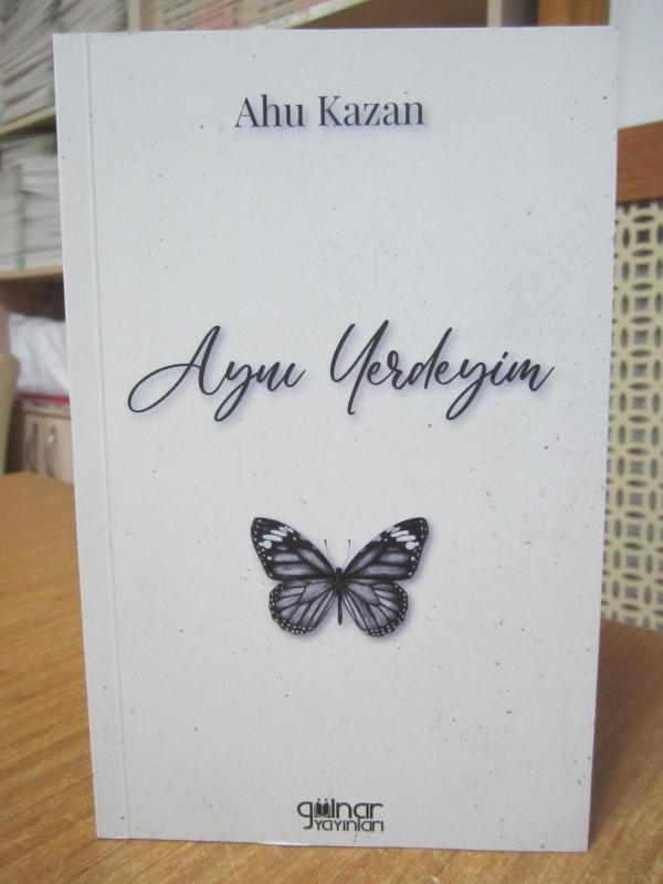 Aynı Yerdeyim - Ahu Kazan