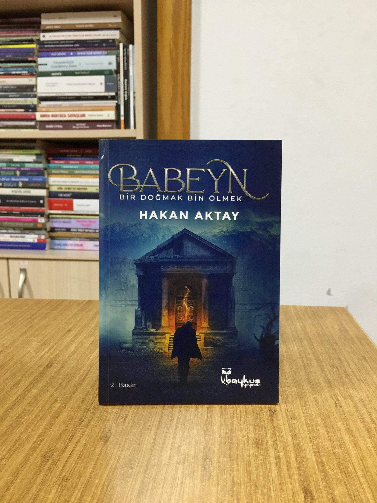 Babeyn Bir Doğmak Bin Ölmek - Hakan Aktay