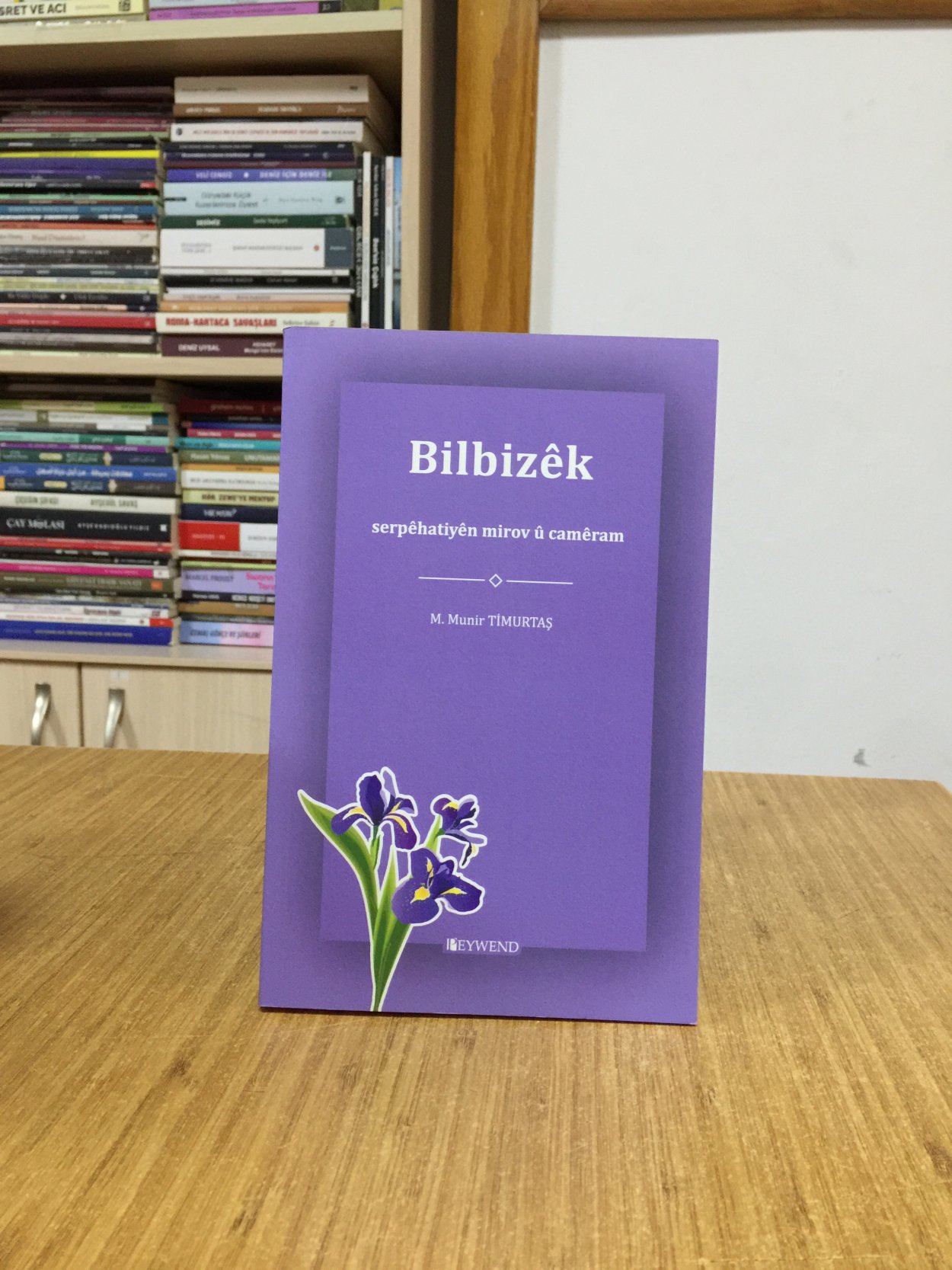 Bilbizêk serpêhatiyên mirov û camêram - M. Munir Timurtaş