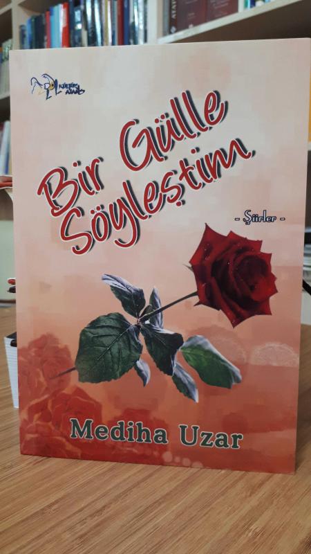 Bir Gülle Söyleştim