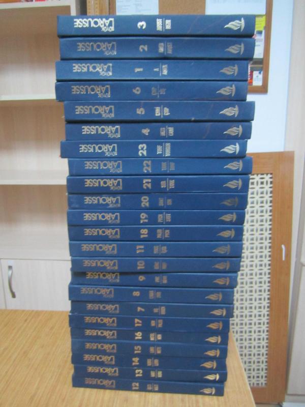 BÜYÜK LAROUSSE SÖZLÜK VE ANSİKLOPEDİ 23 CİLT TAKIM (24. SON CİLDİ EKSİK)