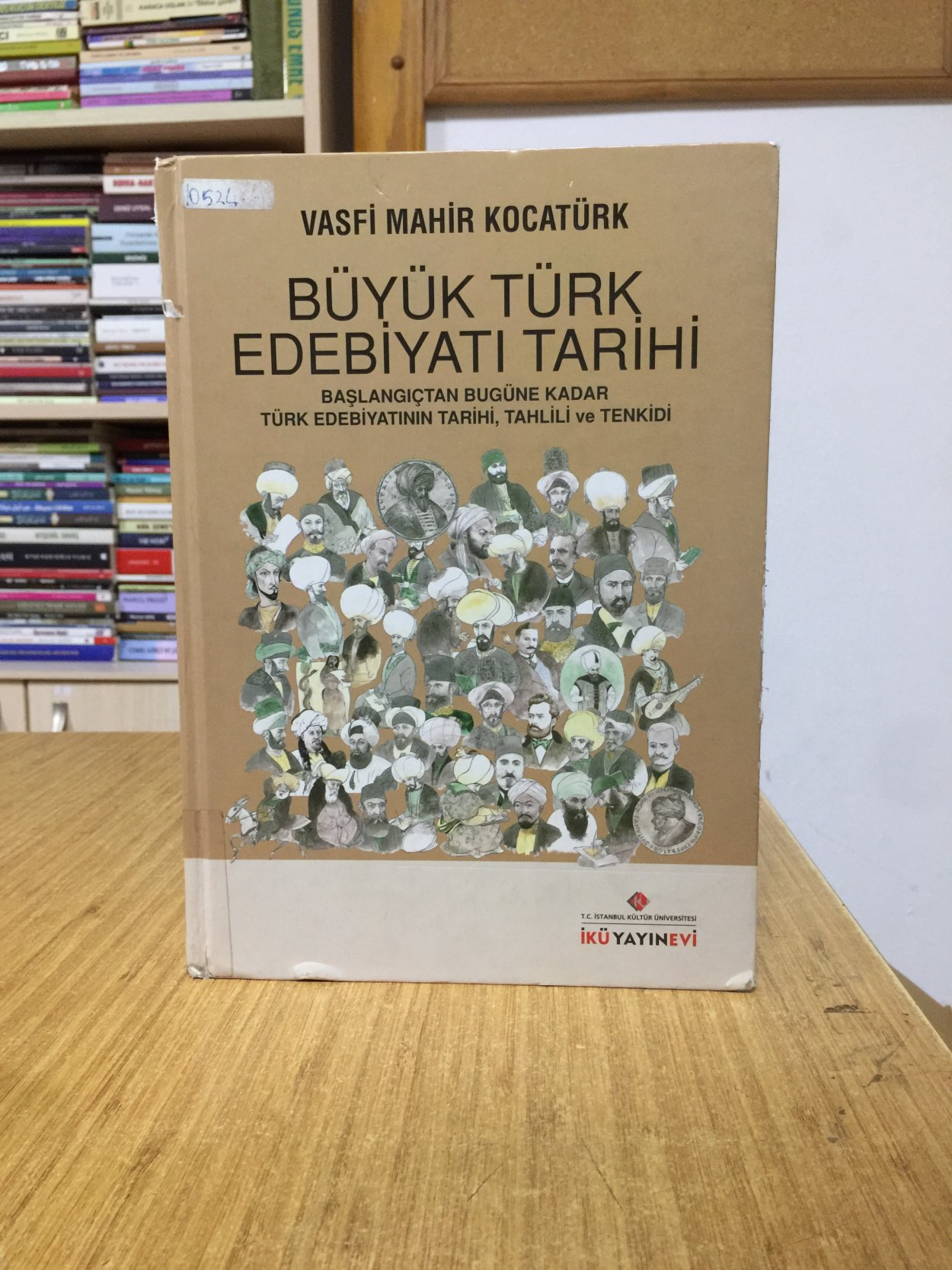 BÜYÜK TÜRK EDEBİYATI TARİHİ Başlangıçtan Bugüne Kadar Türk Edebiyatının Tarihi Tahlili ve Tenkidi - Vasfi Mahir Kocatürk [Ciltli]