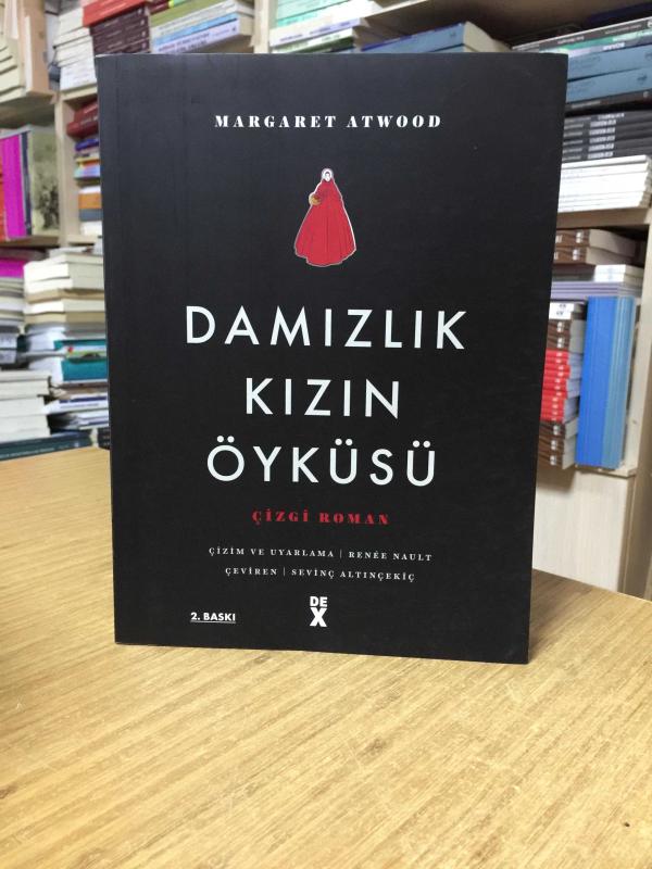 Damızlık Kızın Öyküsü (Çizgi Roman) 2.BASKI