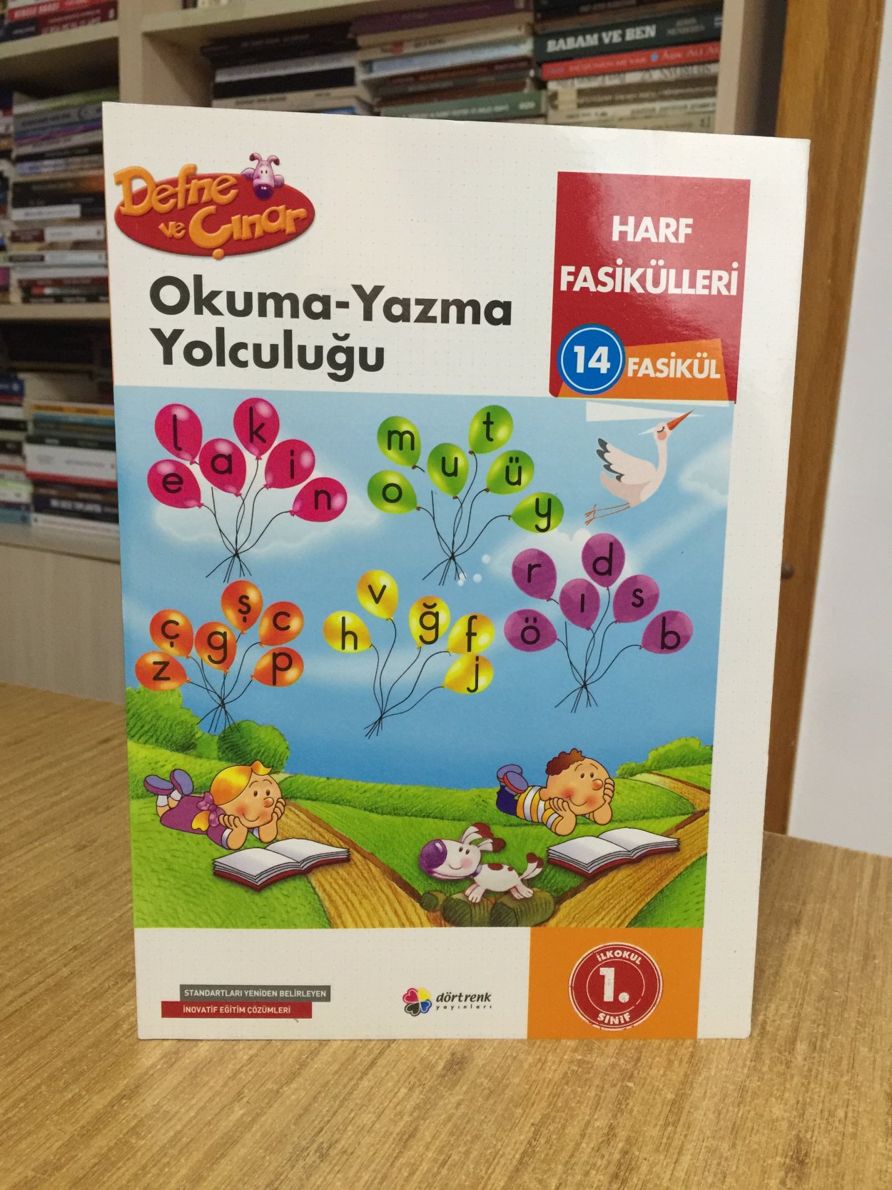 DEFNE VE ÇINAR Okuma Yazma Yolculuğu İlkokul 1. Sınıf (14 Fasikül) Dörtrenk Yayınları