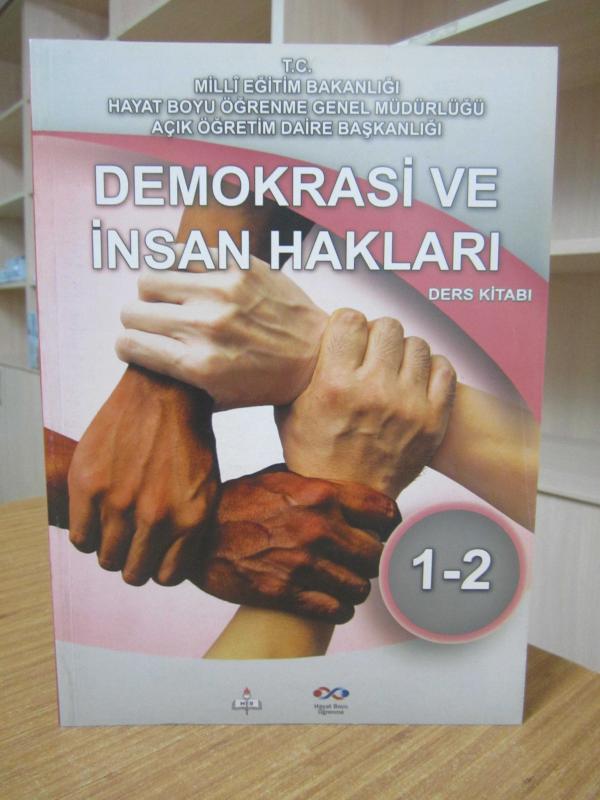 Demokrasi ve İnsan Hakları Lise Ders Kitabı 1. - 2.Dönem (2018)