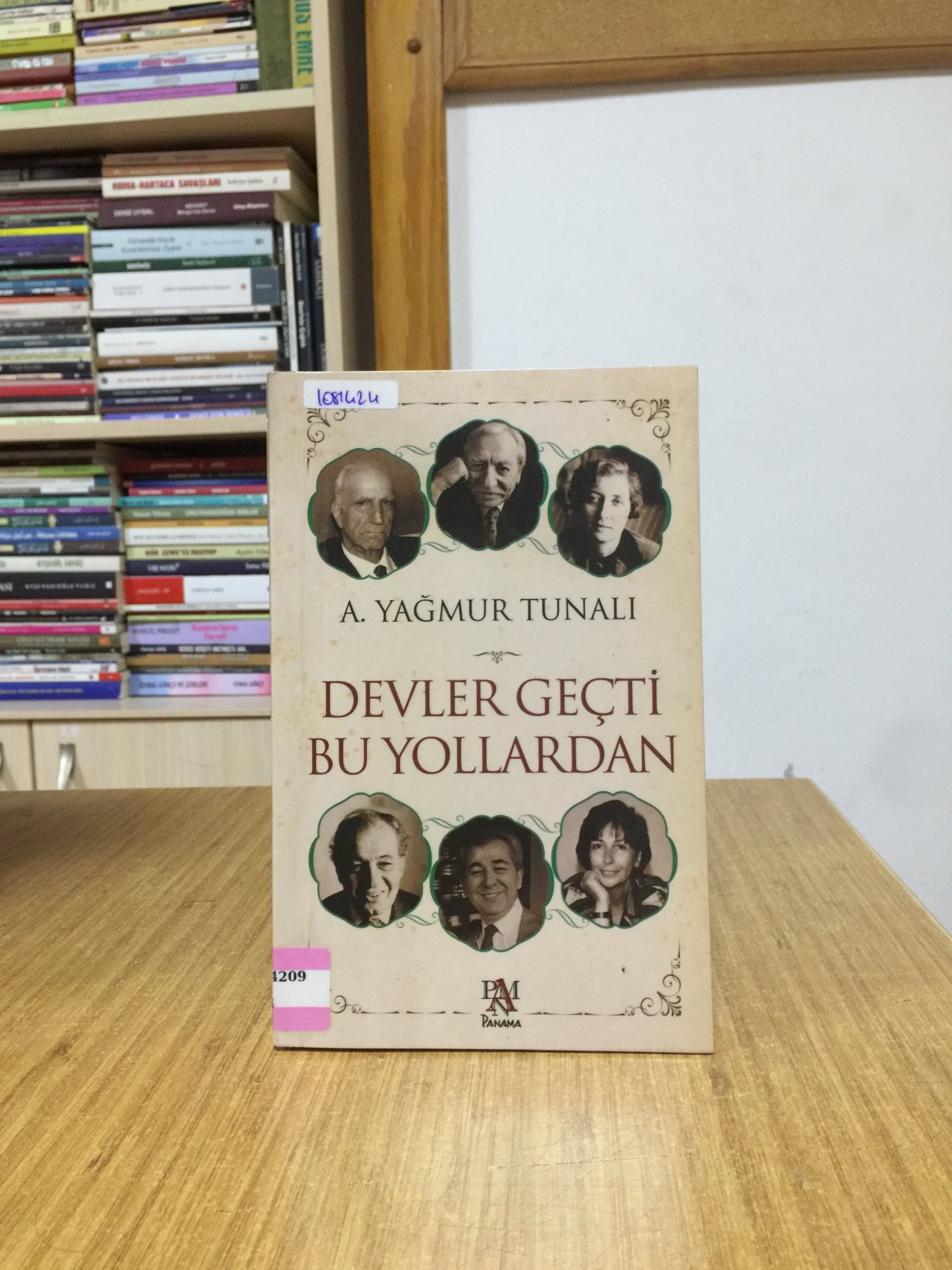 Devlet Geçti Bu Yollardan - A. Yağmur Tunalı