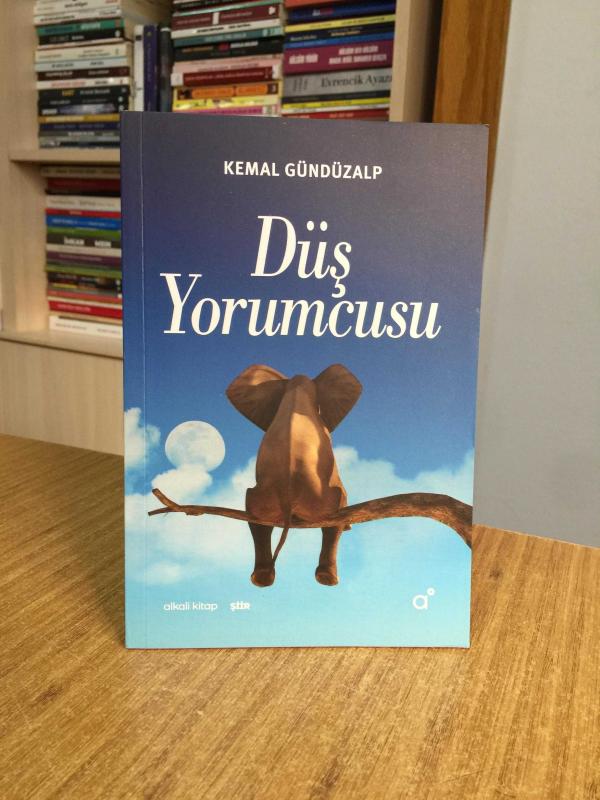 Düş Yorumcusu - Kemal Gündüzalp