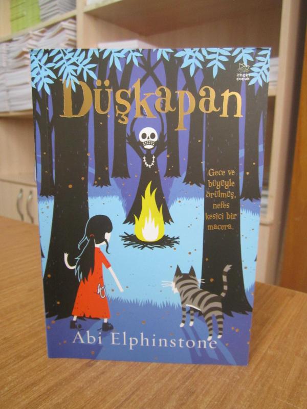 Düşkapan - Abi Elphinstone ( Özgün Adı: The Dreamsnatcher )