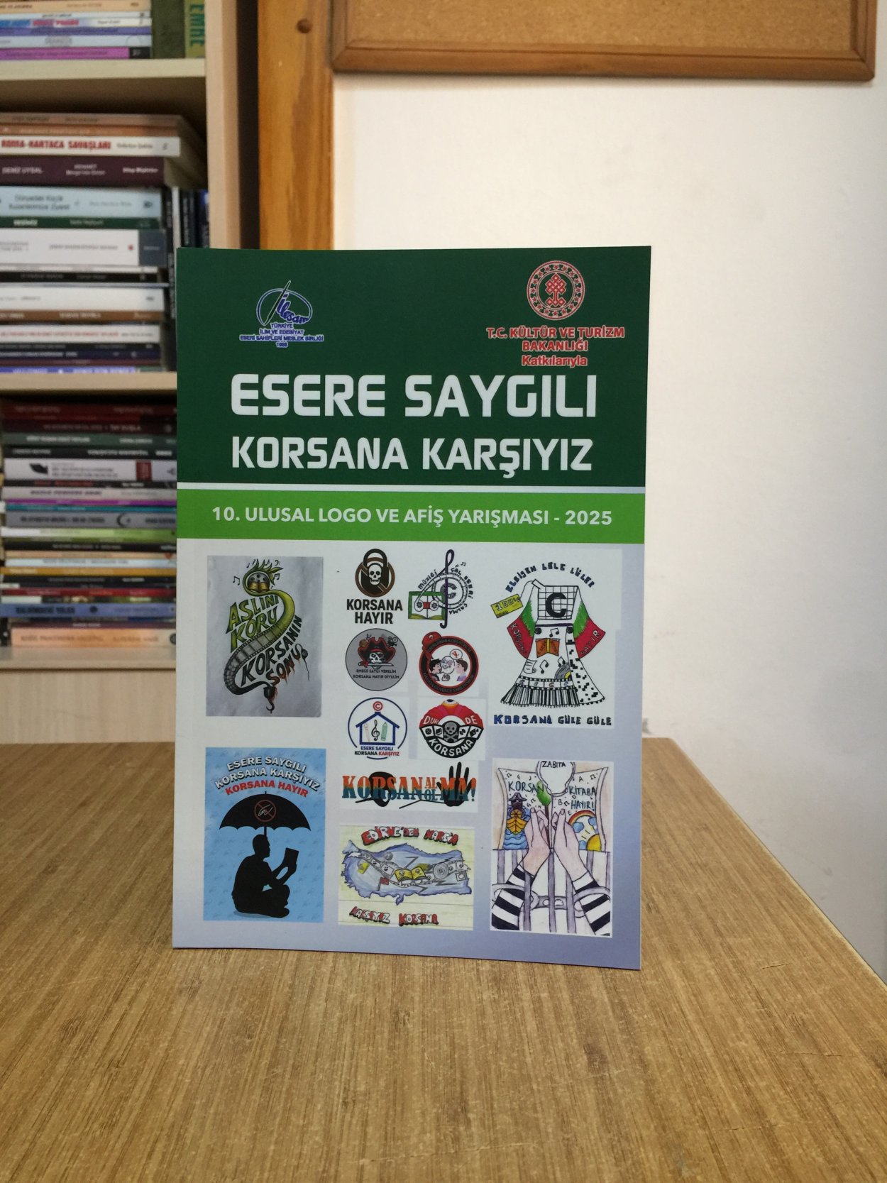 Esere Saygılı Korsana Karşıyız - 10. Ulusal Slogan Logo ve Afiş Yarışması (2025)
