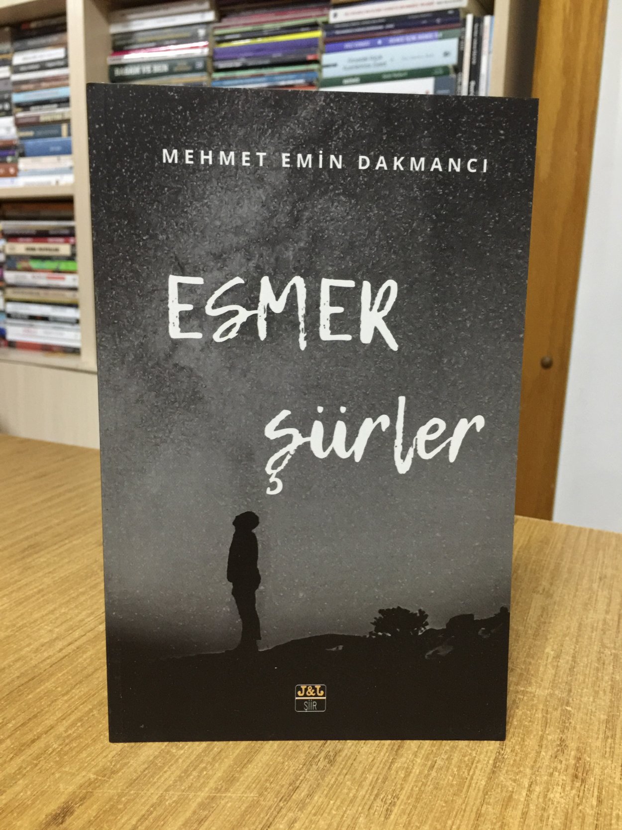 Esmer Şiirler - Mehmet Emin Dakmancı