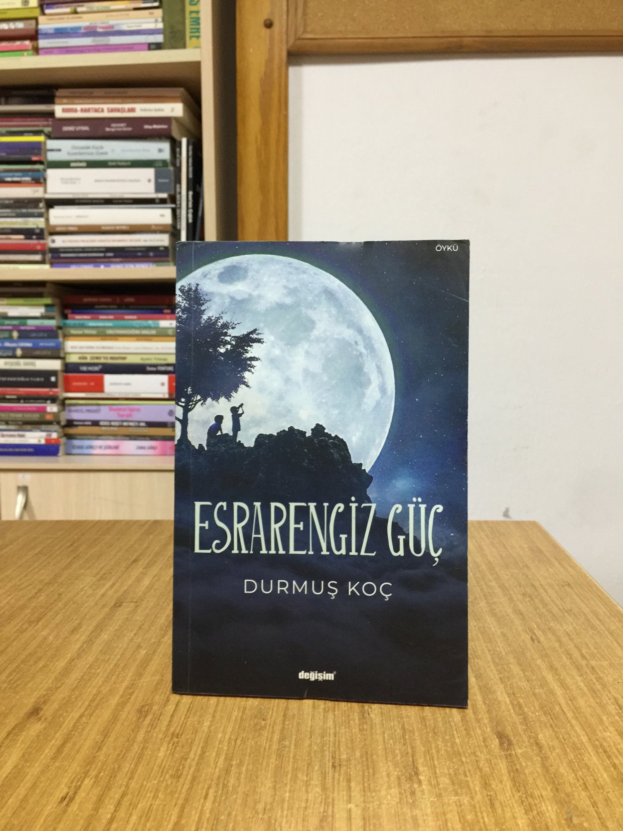 Esrarengiz Güç - Durmuş Koç