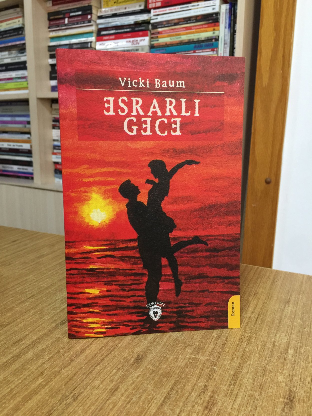 Esrarlı Gece - Vicki Baum