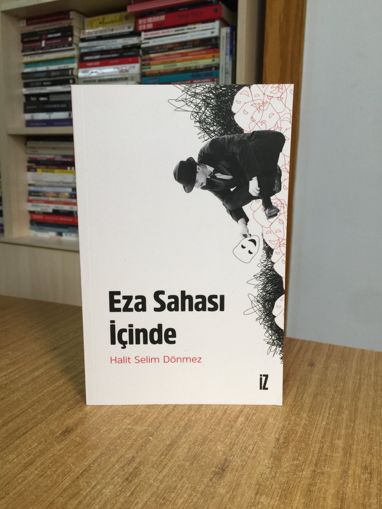 Eza Sahası İçinde - Halit Selim Dönmez