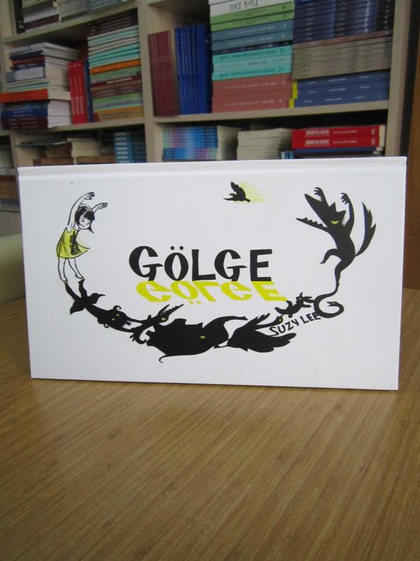 Gölge - Suzy Lee [Ciltli]