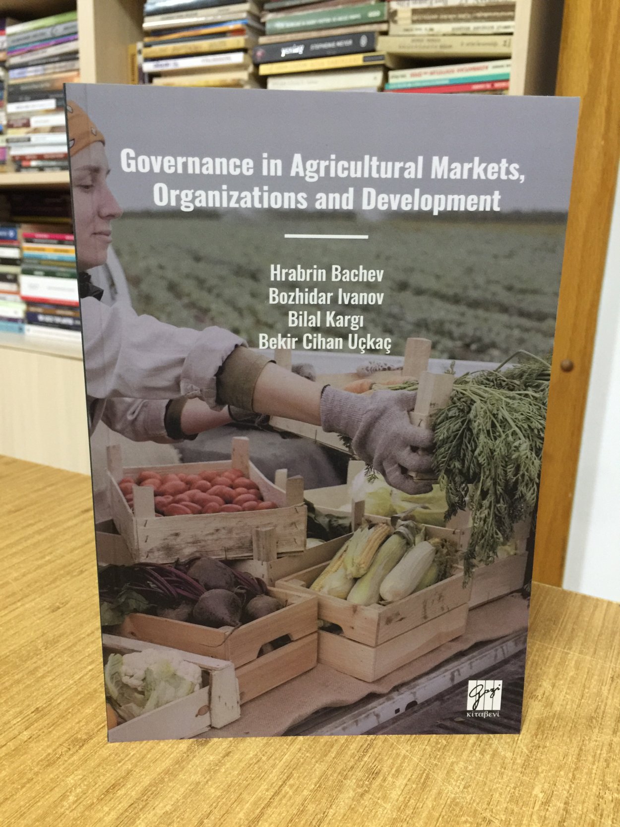 Governance in Agricultural Markets Organizations and Development