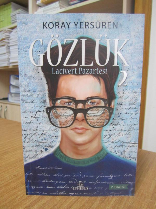 Gözlük 2 Lacivert Pazartesi - Koray Yersüren [7.Baskı]