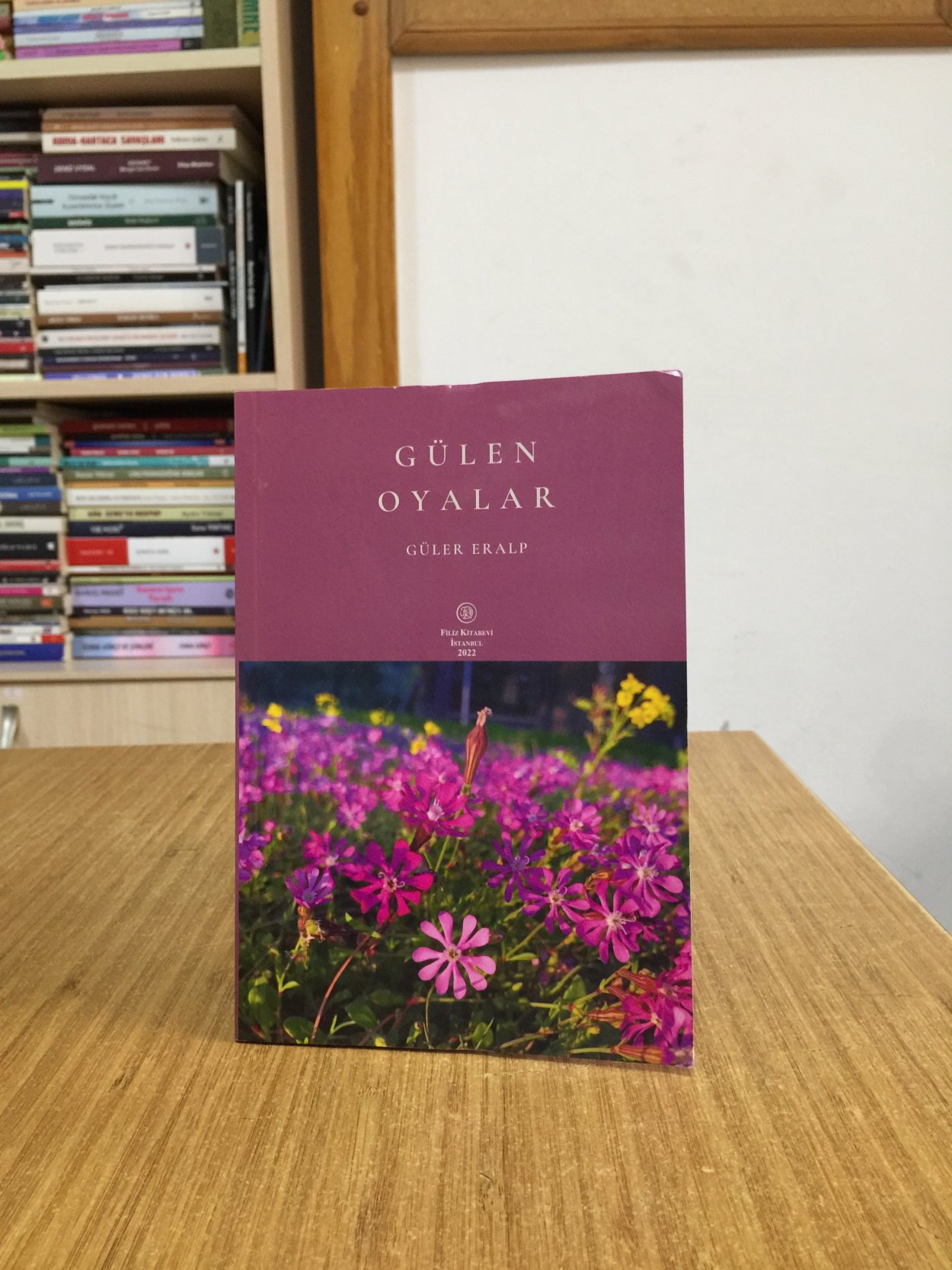 Gülen Oyalar - Güler Eralp