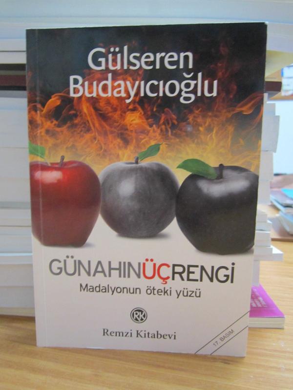 Günahının Üç Rengi Madalyonun Öteki Yüzü - Gülseren Budayıcıoğlu [17.Baskı]