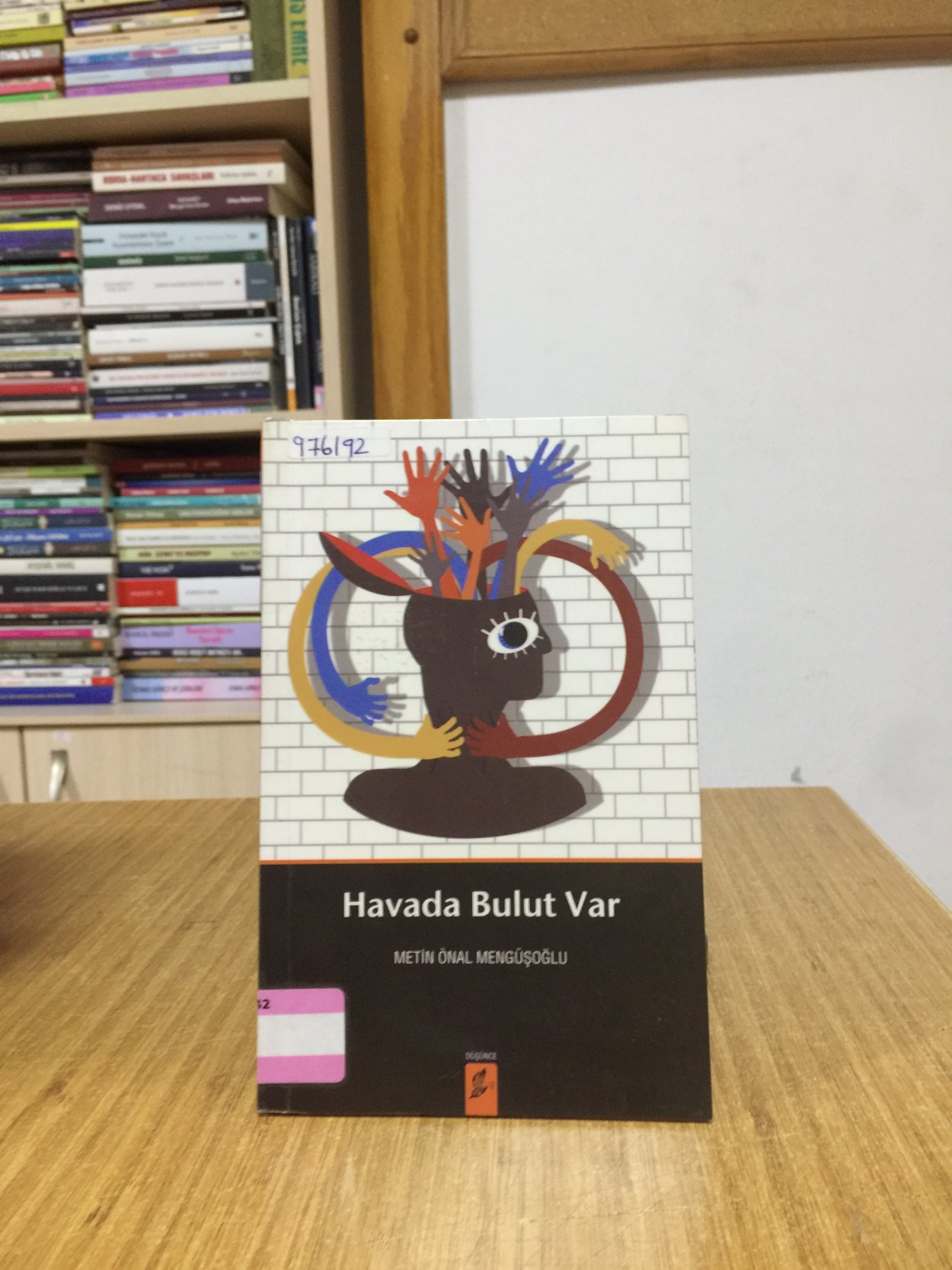 Havada Bulut Var - Metin Önal Mengüşoğlu