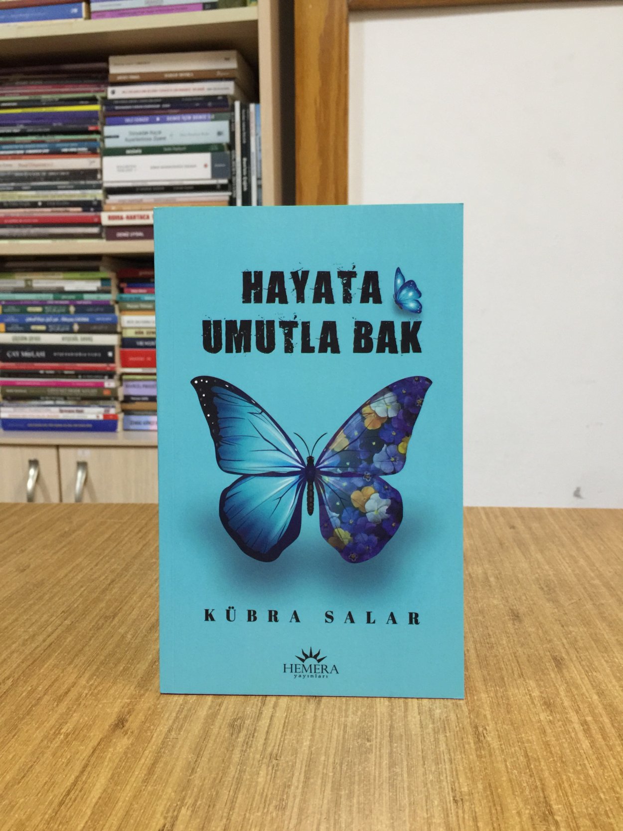 Hayata Umutla Bak - Kübra Salar
