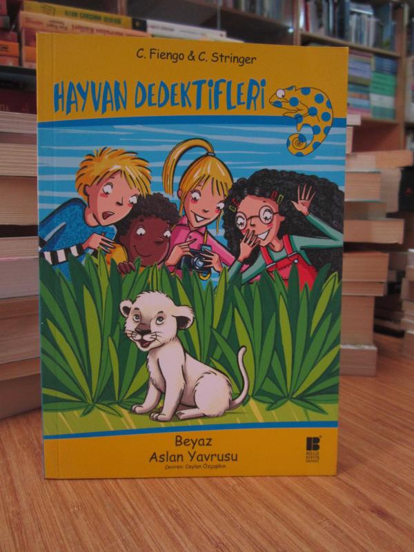 Hayvan Dedektifleri: Beyaz Aslan Yavrusu