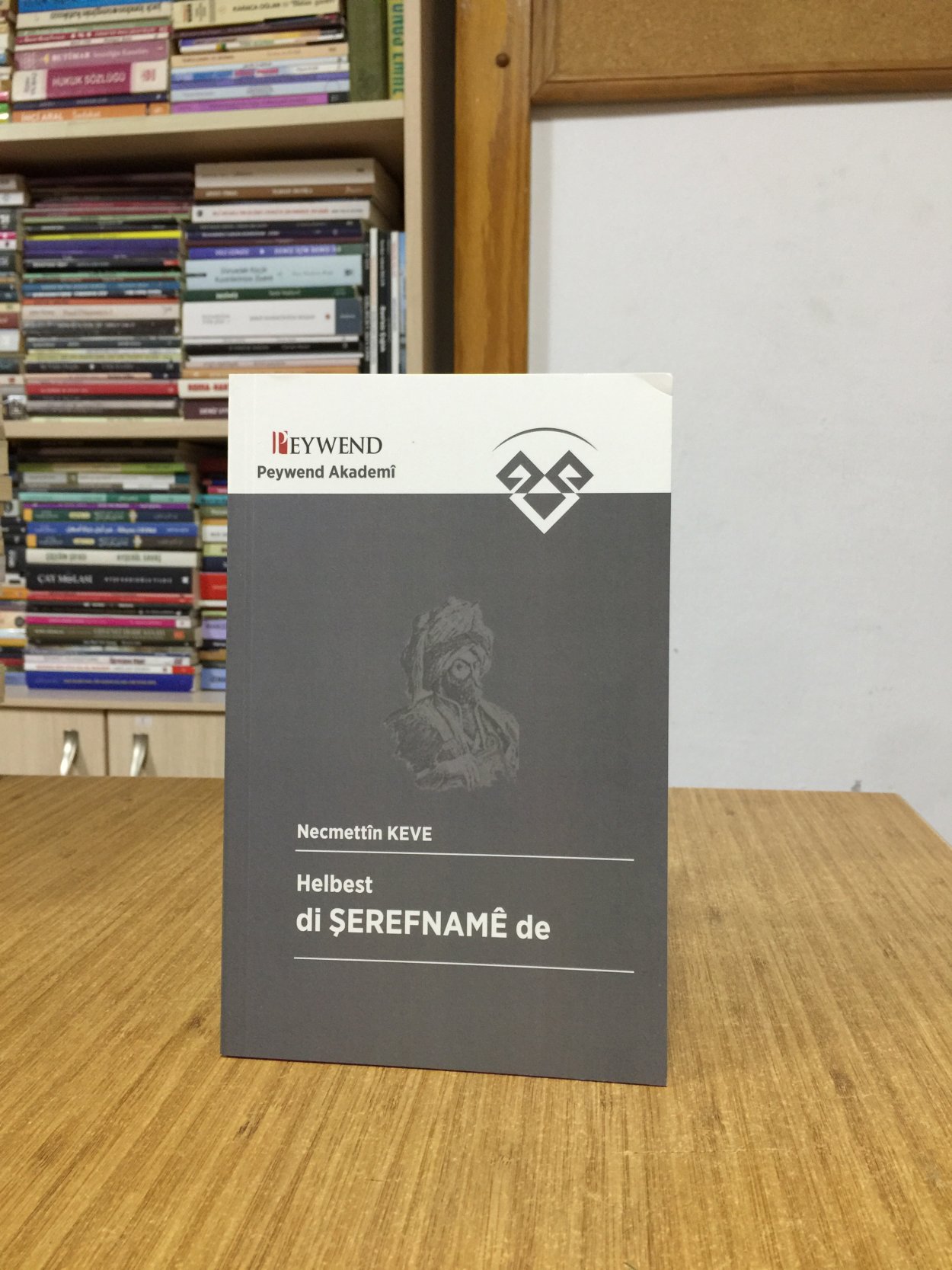 Helbest di Şerefname de - Necmettin Keve