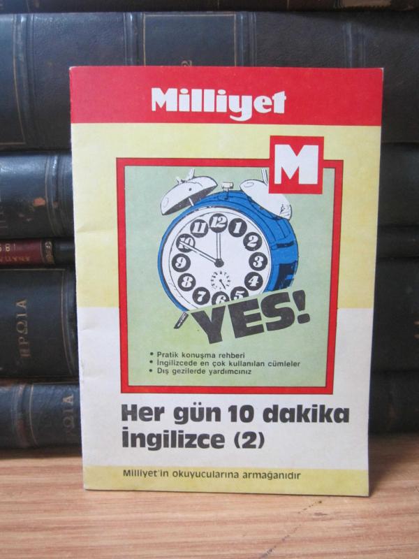 Her Gün 10 Dakika İngilizce - 2 - Pratik Konuşma Rehberi - İngilizcede En Çok Kullanılan Cümleler - Dış Gezilerde Yardımcınız