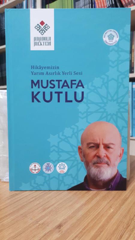 Hikayemizin Yarım Asırlık Yerli Sesi Mustafa Kutlu