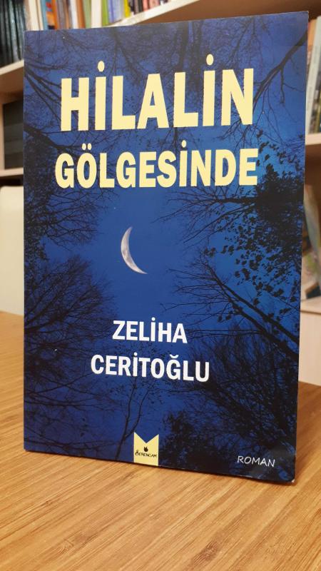 Hilalin Gölgesinde