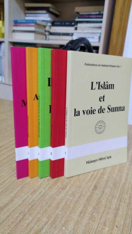 Hüseyin Hilmi Işık Kitapları FRANSIZCA Set (İslam ve Sünnet Yolu - İman ve İslam - Peygamberliğin Kanıtı - Gazali Hıristiyanlığa Reddiye - Hakikat Arayışı)