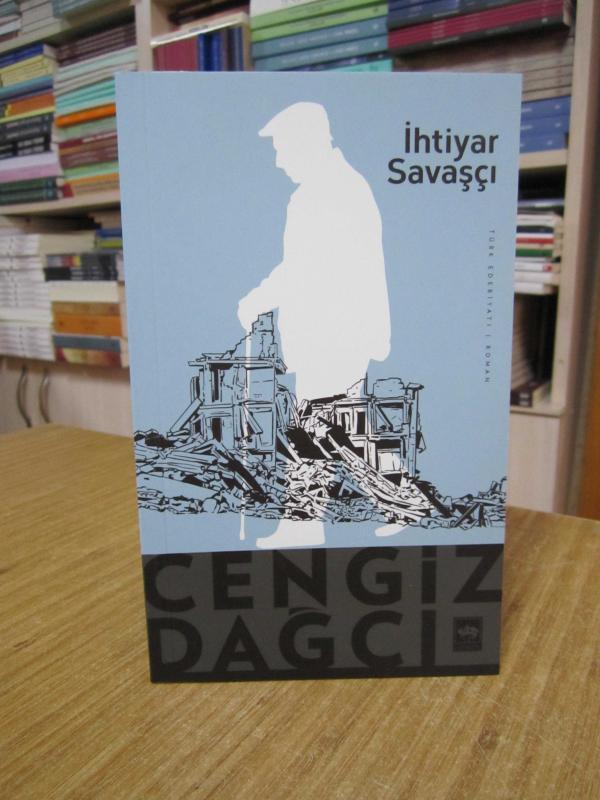 İhtiyar Savaşçı - Cengiz Dağcı