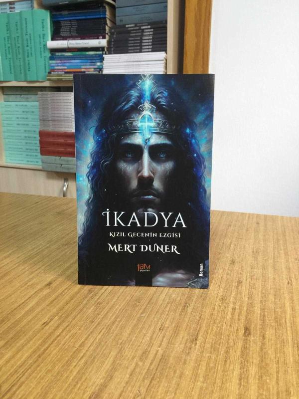 İKADYA Kızıl Gecenin Ezgisi - Mert Duner