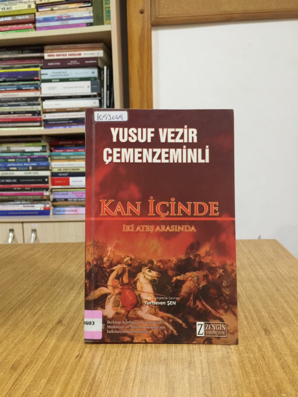 Kan İçinde İki Ateş Arasında - Yusuf Vezir Çemenzeminli