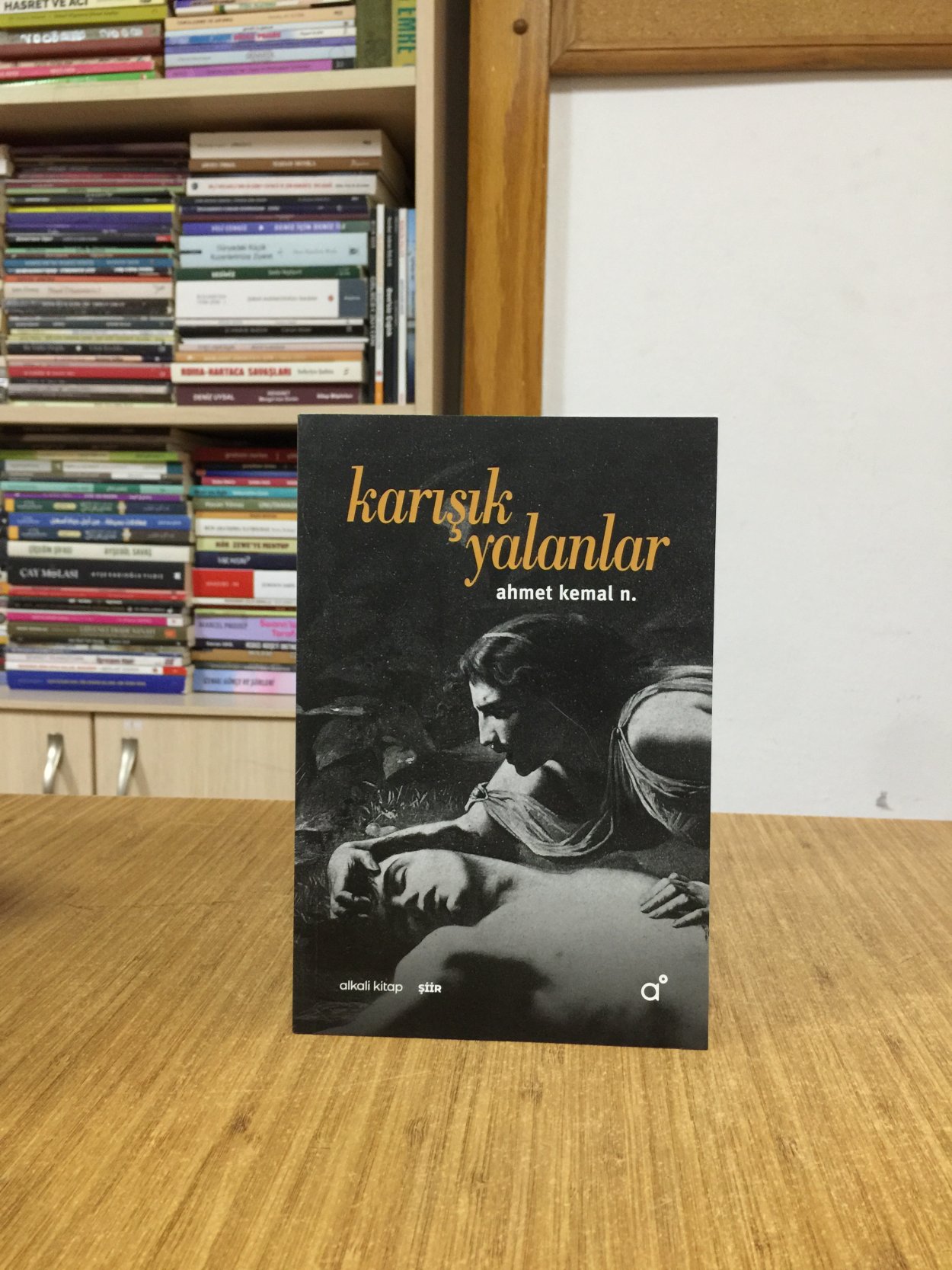Karışık Yalanlar - Ahmet Kemal N.