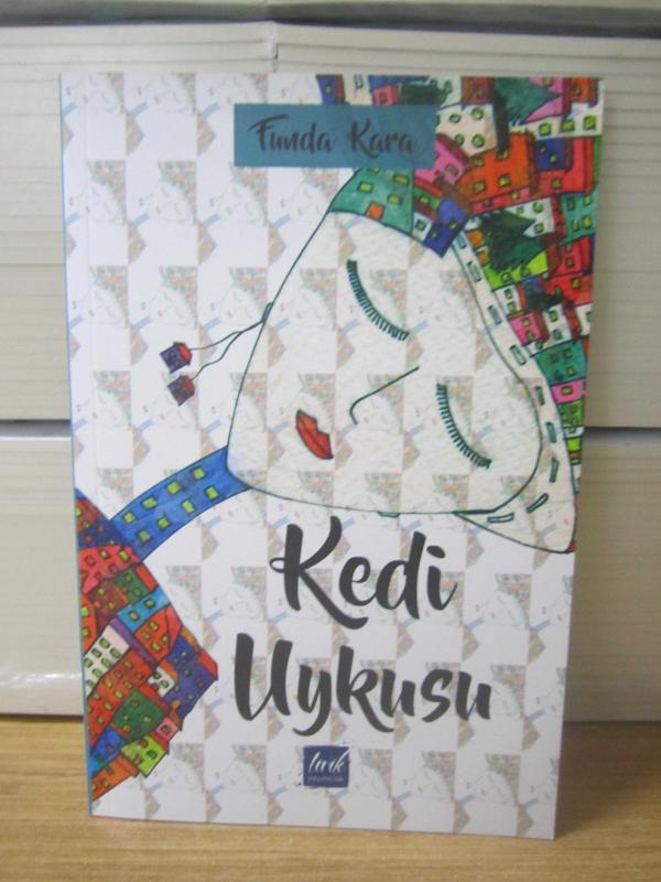 Kedi Uykusu - Funda Kara