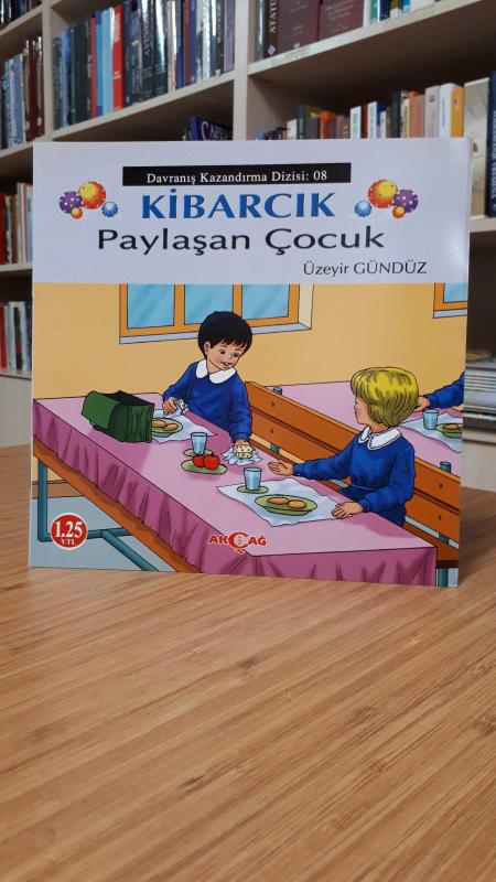 Kibarcık Paylaşan Çocuk