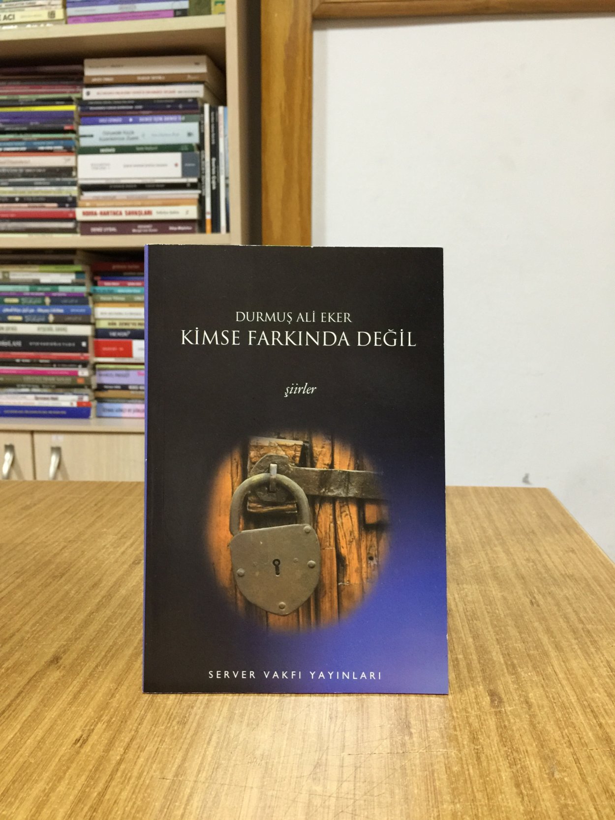 Kimse Farkında Değil - Durmuş Ali Eker