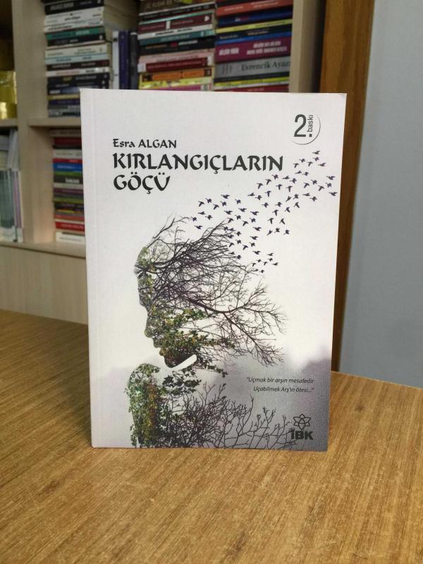 Kırlangıçların Göçü - Esra Algan