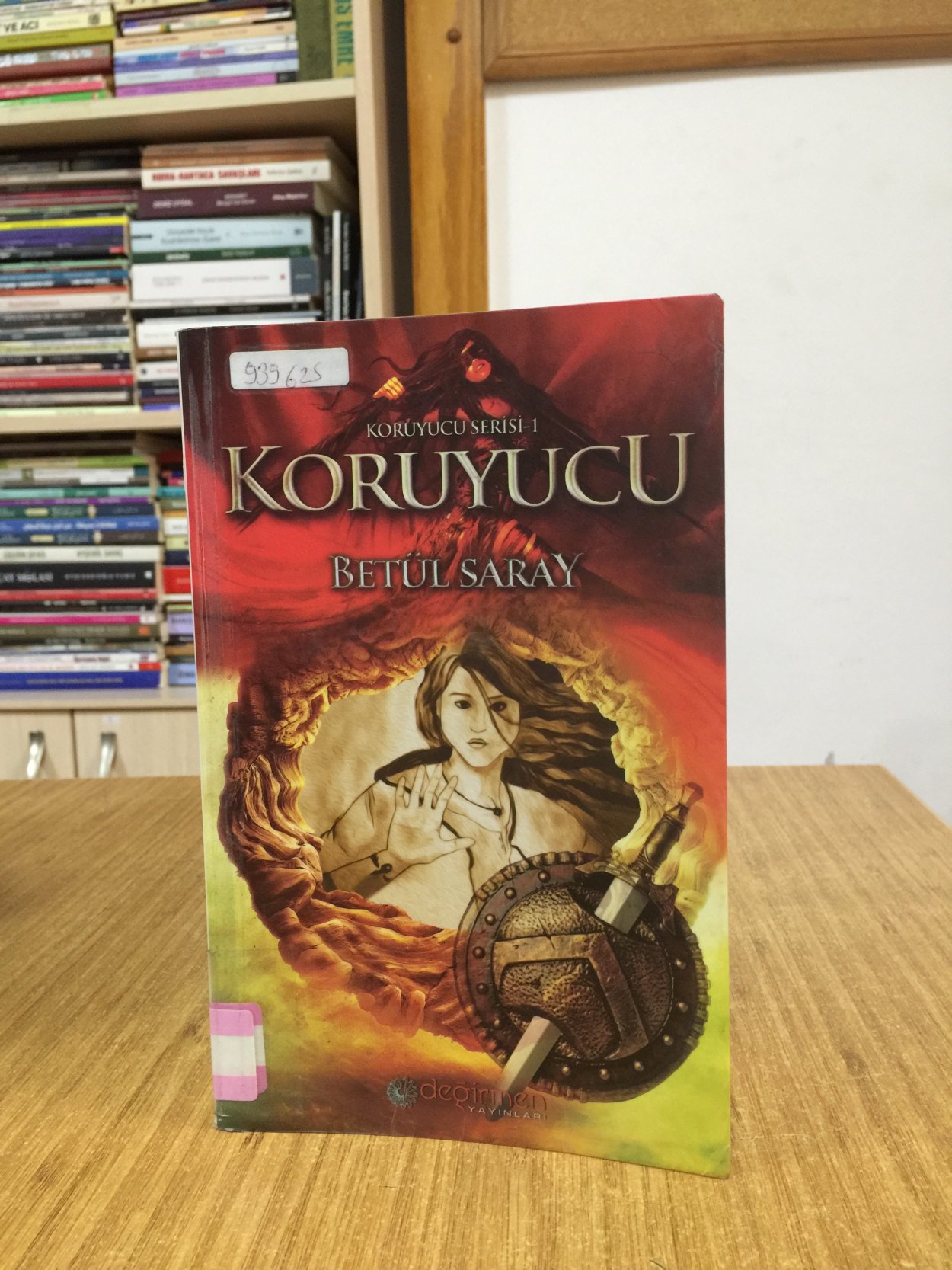 Koruyucu - Betül Saray / Koruyucu Serisi 1